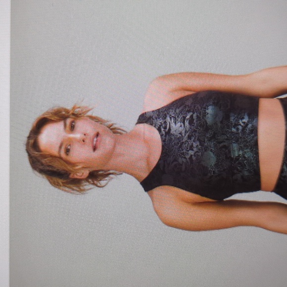 Lululemon Wunder Train Longline Bra - Picture 6 of 7